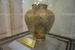 گلدان موزه میدان مرکزی ارومیه