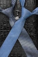 لباس فروشی مردانه کراوات 4