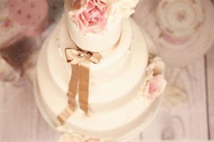 کیک عروسی قنادی کیک خامه ای 4