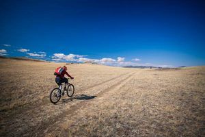 دوچرخه سواری جاده خاکی چشم انداز