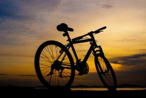 دوچرخه چشم انداز غروب آفتاب