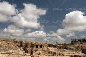 بنای تخریب شده قدیمی باستان شناسی