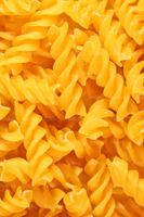 ماکارونی اسپاگتی مواد غذایی