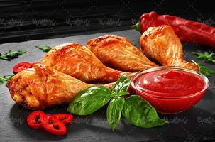 مرغ بریان رستوران سس قرمز