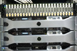 تجهیزات شبکه هاب سوئیچ راک سرور شبکه خدمات دامنه و هاستینگ8