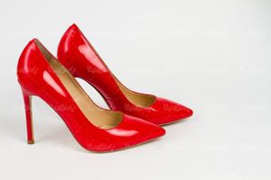 کفش زنانه کفش لژدار کفش پاشنه بلند کفش مجلسی قرمز3