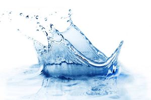آب پاشش آب پاشیده شدن آب قطرات آب پریدن1