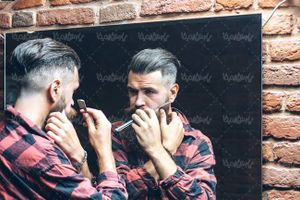 آرایشگاه مردانه اصلاح مو قیچی تجهیزات آرایشگری اصلاح کردن ریش