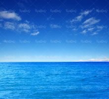 آسمان آبی چشم انداز دریا دریای آرام