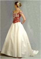 مدل لباس مانکن مزون عروس 1