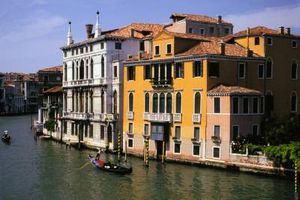 ایتالیا ونیز شهر آبی قایق