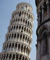 برج پیزا توریست گردشگری جهانگردی 1