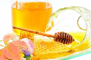 عسل طبیعی لبنیات صبحانه 1