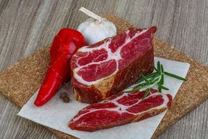  گوشت قرمز لبو سیر 