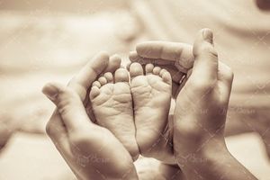 باهای جفت شده بچه نوزاد کودک 1