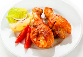 چلو مرغ با تزیین کوجه و کاهو 1