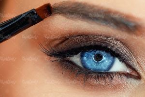 سالن آرایش میکاپ صورت چهره دختر