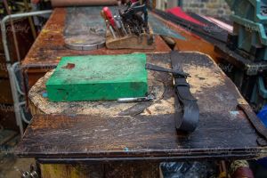 ابزار آلات جعبه ابزار چوبی کارگاه چرم