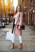 مدل زن مانکن زن گالری پوشاک زنانه