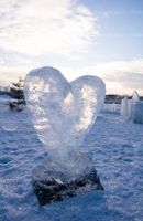 قلب یخی عشق دوست داشتن love