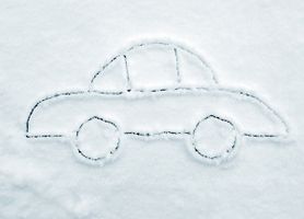 نقاشی ماشین روی برف