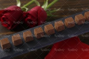 گل رز قرمز شکلات کادویی قنادی