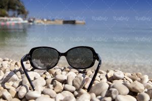 دانلود عکس با کیفیت عینک آفتابی