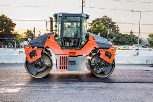 ماشین آلات راهسازی