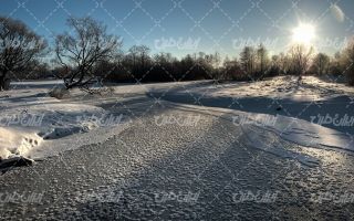 تصویر با کیفیت چشم انداز فصل زمستان به همراه برف و طبیعت برفی