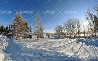 تصویر با کیفیت طبیعت زیبا همراه با منظره و چشم انداز زیبای برفی