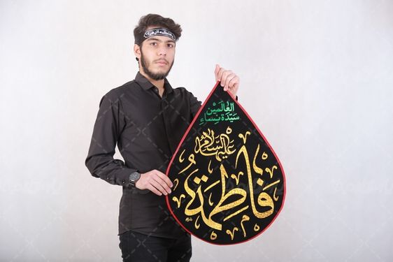 عکس مرد با لباس مشکی