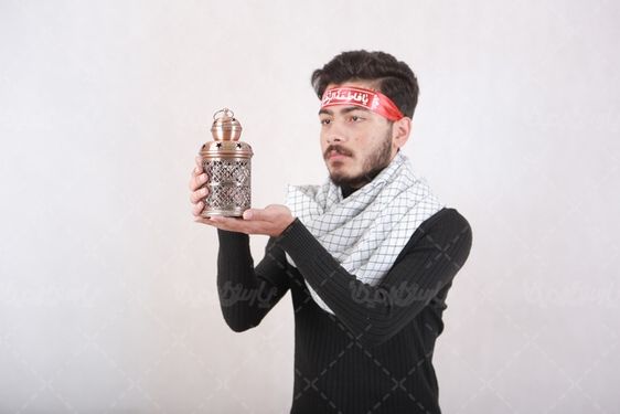 عکس مرد با لباس مشکی