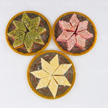 عکس انواع شیرینی لوز