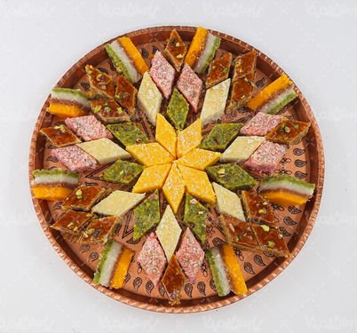 عکس انواع شیرینی لوز