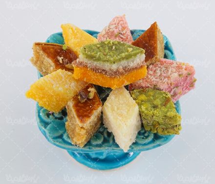 تصویر انواع شیرینی لوز