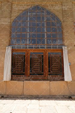 عکس پنجره مشبک ارگ کریم خان