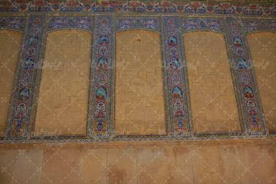 تصویر دیوار خانه صالحی