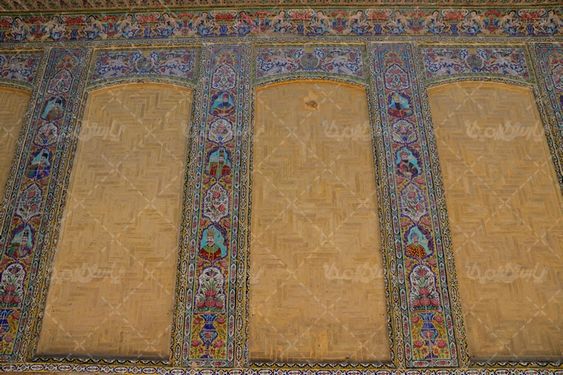 کاشی کاری دیوار خانه صالحی