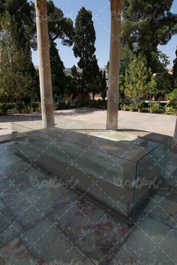 عکس سنگ مزار حافظ