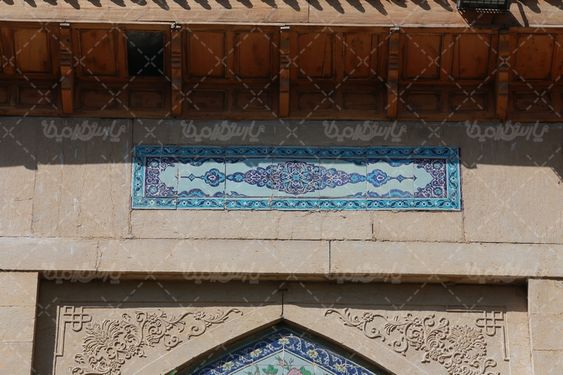 کاشی کاری سر در آرامگاه حافظ