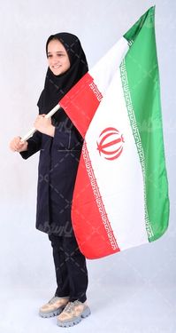 عکس دانش آموز با پرچم ایران