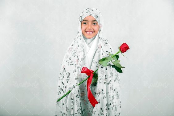 عکس دختر بچه با حجاب