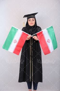 عکس دانشجو با پرچم