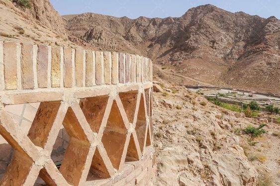 مقبره بوذرجمهر قائنی