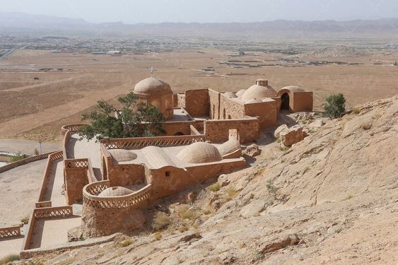 تصویر  مقبره بوذرجمهر قائنی