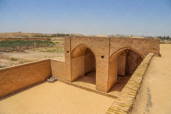 حوض انباری و مسجد سیدی