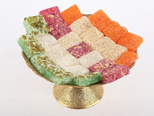 عکس انواع شیرینی باسلوق یکی از سوغات شهر های تبریز و شیراز