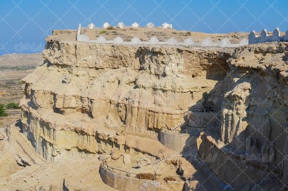 غار خربس هرمزگان