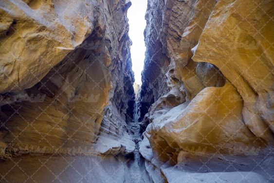 تنگه چاهکوه قشم