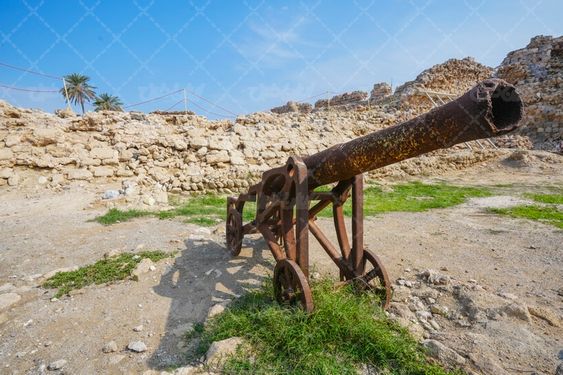 قلعه پرتغالی ها جاذبه گردشگری هرمزگان